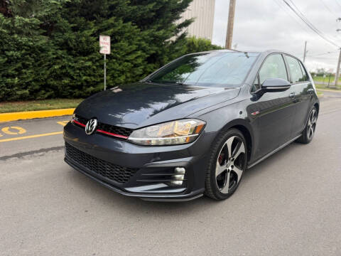 2018 Volkswagen Golf GTI S