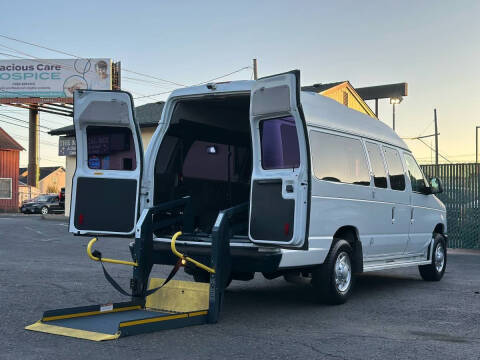 2012 Ford E-Series E-350 SD