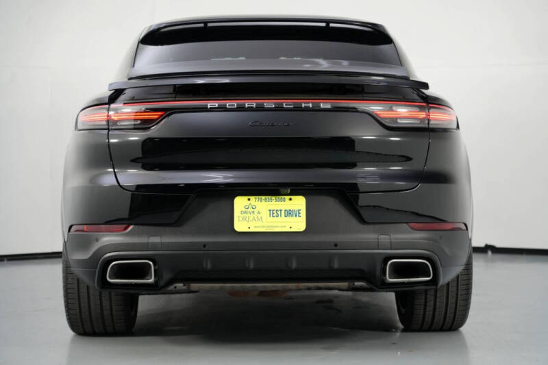 2022 Porsche Cayenne Coupe Platinum Edition