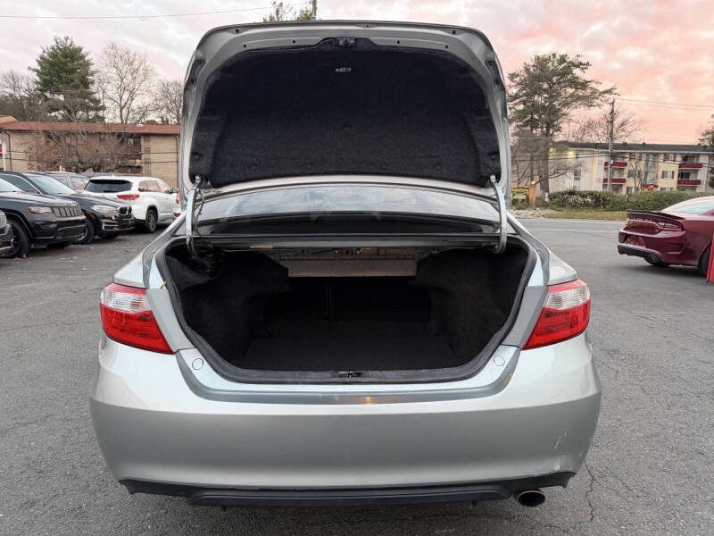 2015 Toyota Camry SE