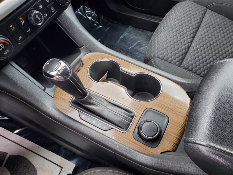 2019 GMC Acadia SLE-1