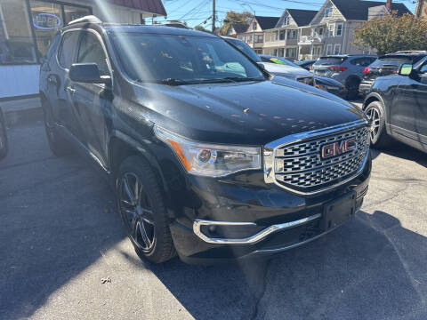 2017 GMC Acadia Denali