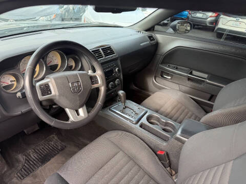 2014 Dodge Challenger SXT