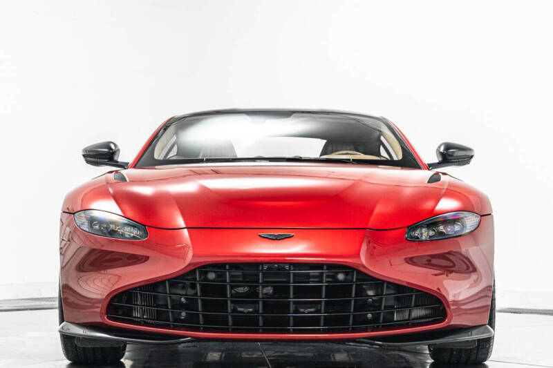 2023 Aston Martin Vantage V8