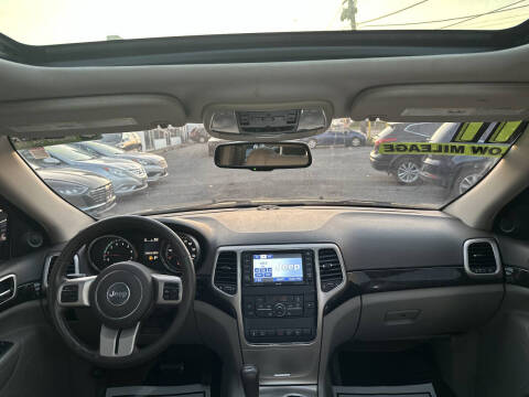 2011 Jeep Grand Cherokee Laredo X