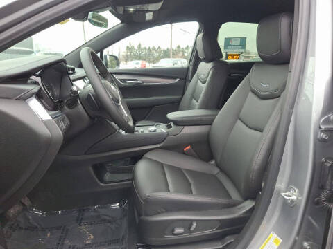 2025 Cadillac XT5 Luxury