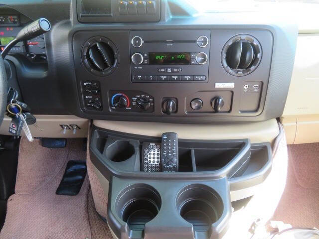 2014 Ford E-Series E-150