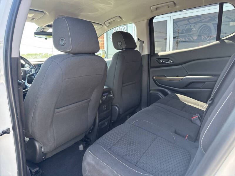 2019 GMC Acadia SLE-2