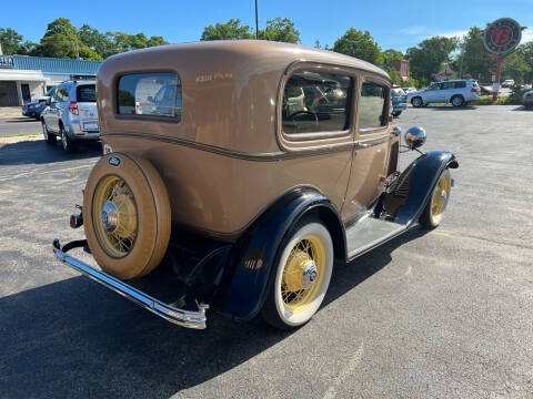 1932 Ford B-800