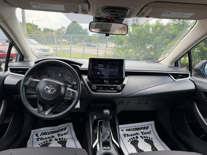 2024 Toyota Corolla LE