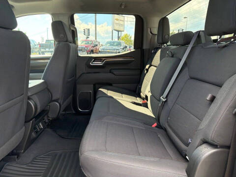 2024 GMC Sierra 1500 Elevation Standard