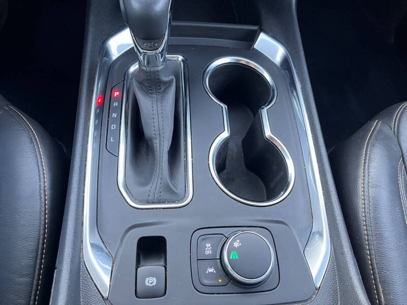 2021 Chevrolet Traverse LT Leather