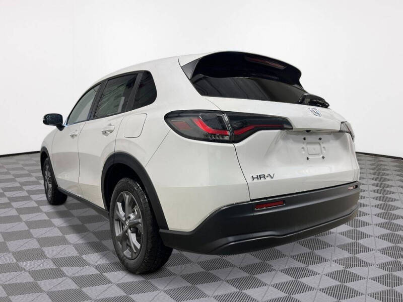 2027 Honda HR-V LX