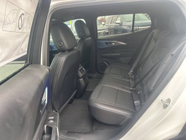 2026 Chevrolet Equinox EV LT 2