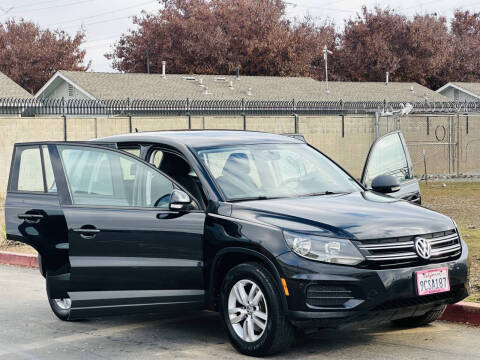 2013 Volkswagen Tiguan S 4Motion