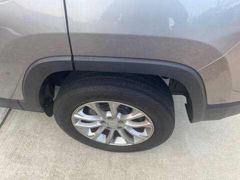 2019 Jeep Cherokee Altitude