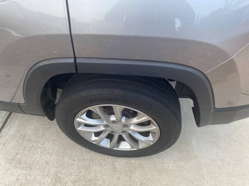 2019 Jeep Cherokee Altitude