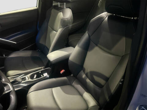 2025 Toyota Corolla Cross XLE