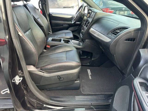 2016 Dodge Grand Caravan R/T