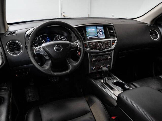2018 Nissan Pathfinder SL