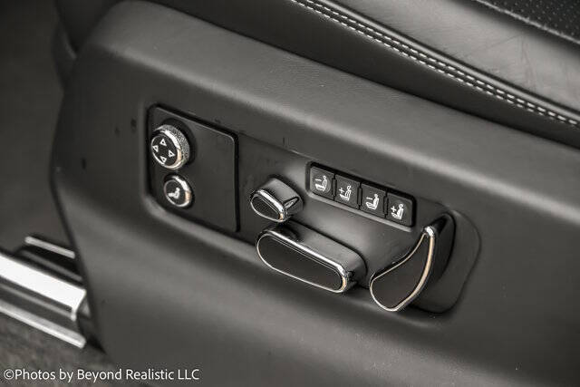 2024 Bentley Bentayga Hybrid