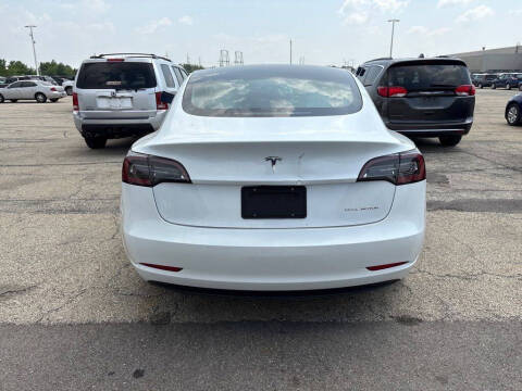 2020 Tesla Model 3 Long Range