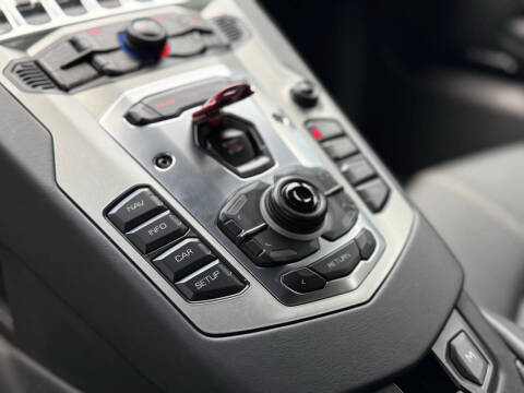 2013 Lamborghini Aventador LP 700-4