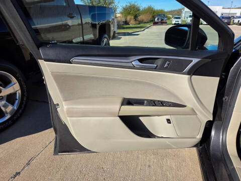 2019 Ford Fusion Hybrid SE