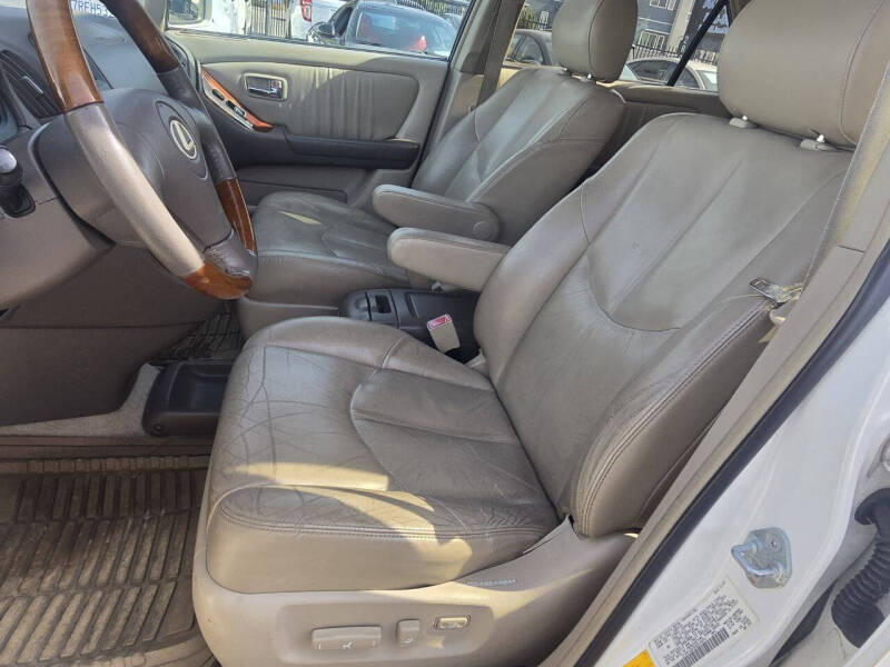 2003 Lexus RX 300
