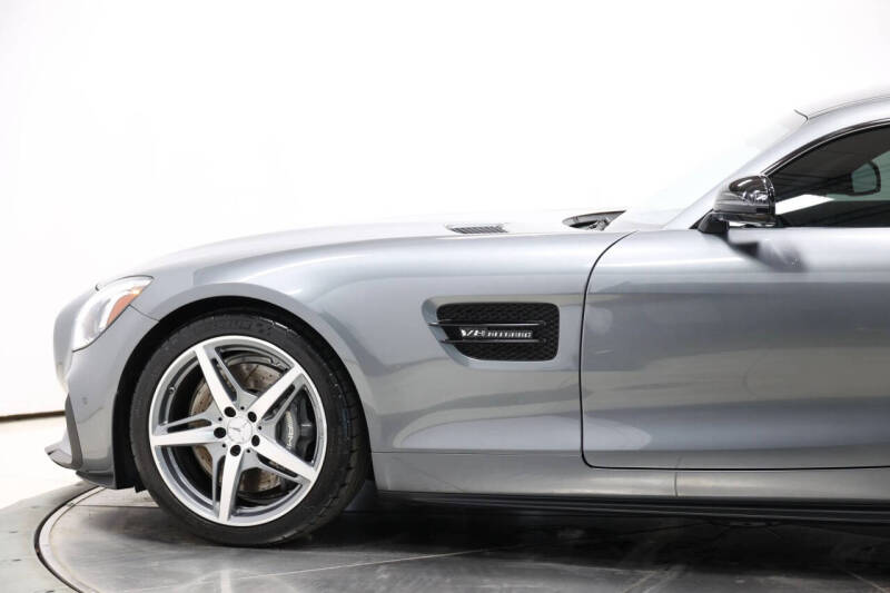 2017 Mercedes-Benz AMG GT