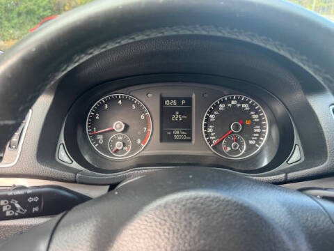 2014 Volkswagen Passat 1.8T S PZEV