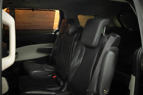 2022 Kia Carnival EX