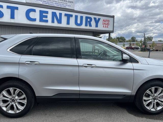 2024 Ford Edge Titanium