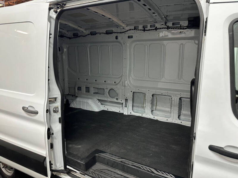 2023 Ford Transit