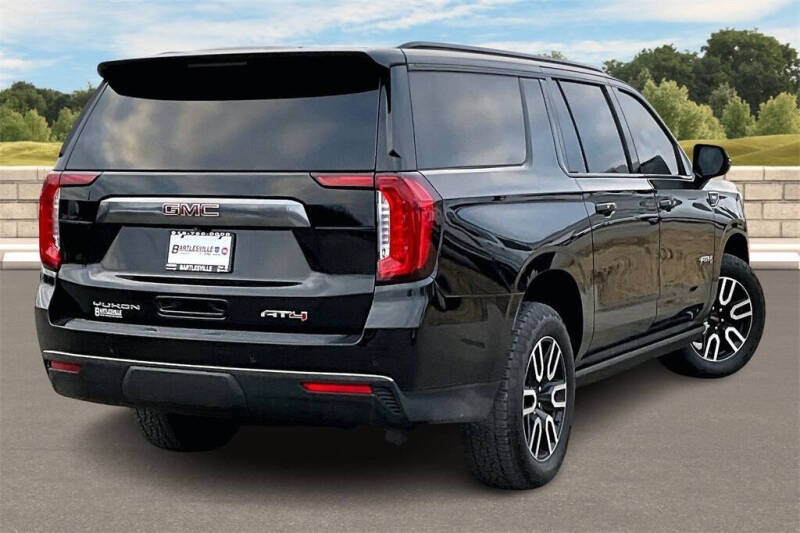 2023 GMC Yukon XL AT4