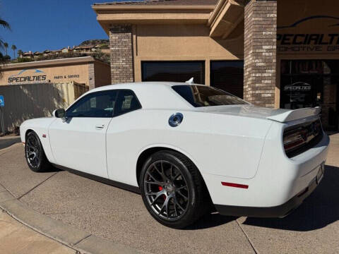 2016 Dodge Challenger SRT 392