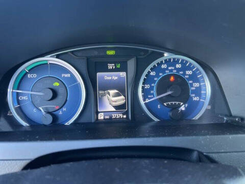 2017 Toyota Camry Hybrid