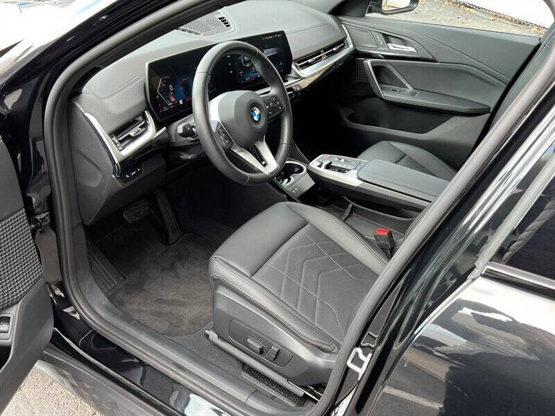 2025 BMW X2 xDrive28i