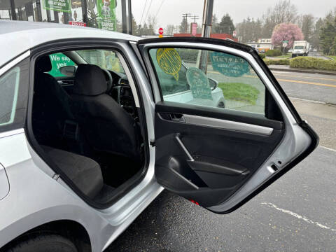 2016 Volkswagen Passat 1.8T S