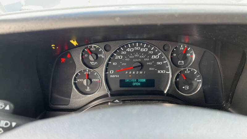 2022 Chevrolet Express 2500