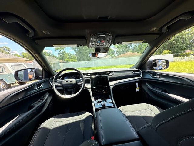 2025 Jeep Grand Cherokee L Laredo X