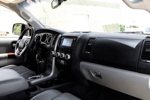 2017 Toyota Sequoia Platinum