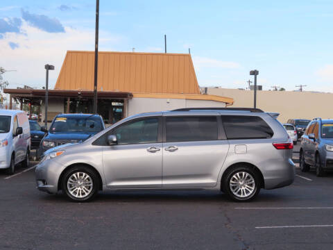 2015 Toyota Sienna