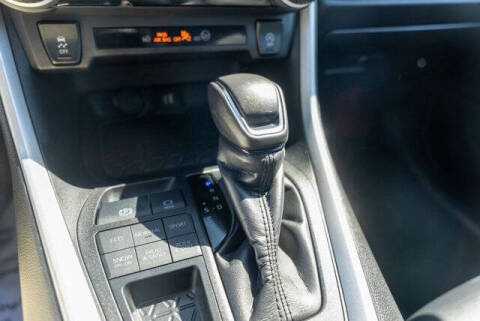 2020 Toyota RAV4 Hybrid XLE