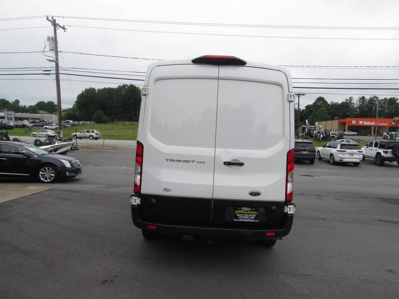 2024 Ford Transit 250