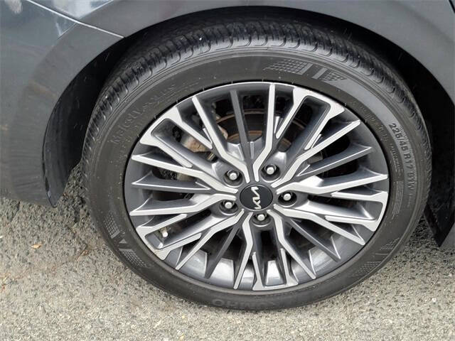 2022 Kia Forte GT Line