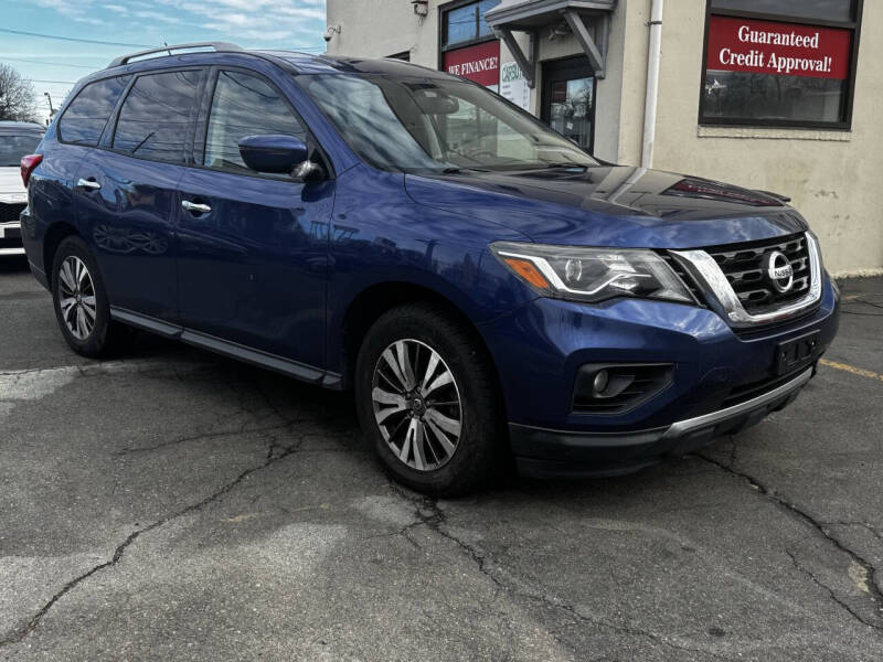 2017 Nissan Pathfinder SL