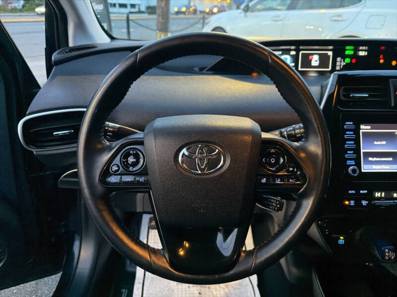 2020 Toyota Prius XLE