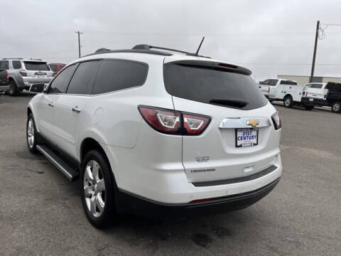 2017 Chevrolet Traverse LT
