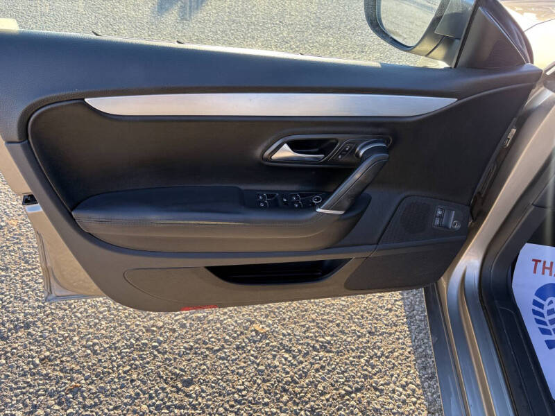 2011 Volkswagen CC Lux Plus